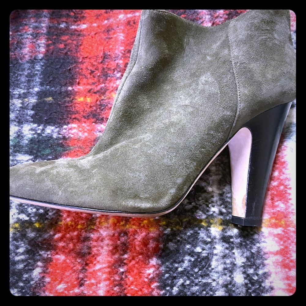 SJP Heels